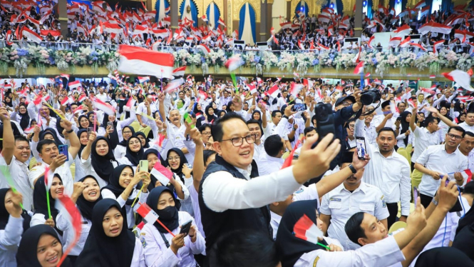 Pj Gubernur Jatim Adhy Karyono