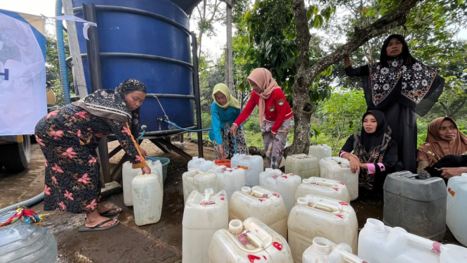 Warga Terdampak Krisis Air Bersih di Mojokerto