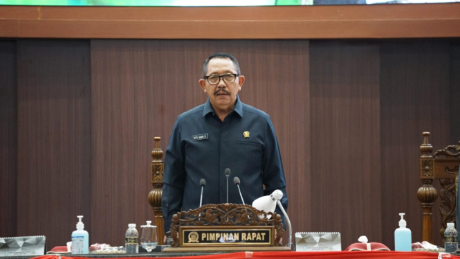 Wakil Ketua DPRD Jawa Timur Mayjen TNI (purn) Istu Hari Subagio