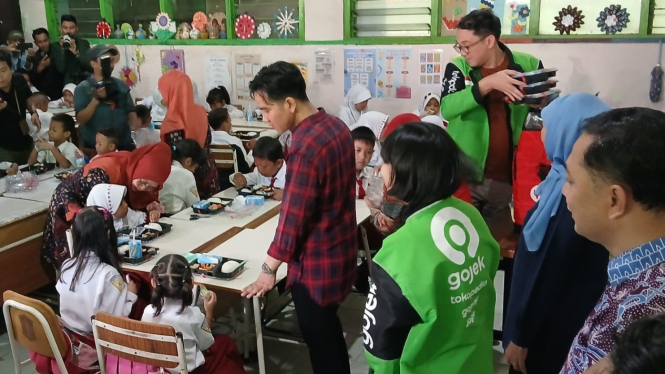 Gibran Rakabuming Raka di SD Klampis Ngasem III Surabaya.