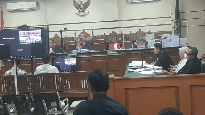 Sidang mantan Bupati Probolinggo di Pengadilan Tipikor Surabaya.