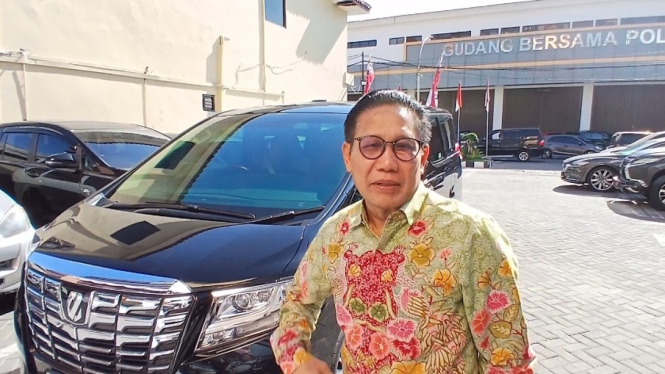 Ketua DPW PKB Jawa Timur, Abdul Halim Iskandar di Mapolda Jatim