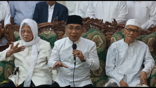 Ketum PBNU di rumah KH Miftachul Akhyar di Surabaya.