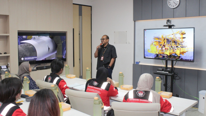 Edu Corner di kantor HCML di Jakarta.