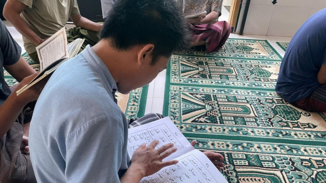 Warga binaan di Lapas Probolinggo ikuti program Napi Santri.