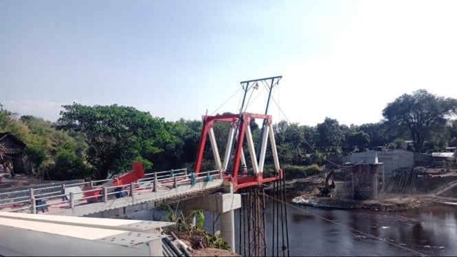 Jembatan Sidolaju Ngawi.