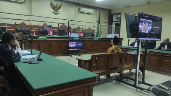 Sidang perdana mantan Bupati Sidoarjo Ahmad Muhdlor Ali.