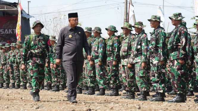 Pjs Bupati Kediri Heru Wahono Santoso di acara TNI TMMD.