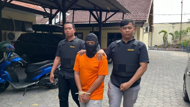 Tersangka tawuran di Mojokerto digiring polisi