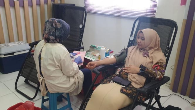 Aksi donor darah di PMI-RSWH sambut Hari Pahlawan