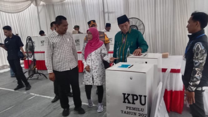 KPU Lamongan Gelar simulasi pemilihan