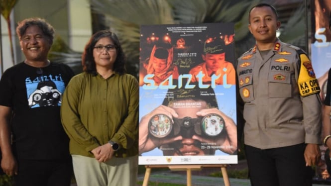 Pameran Foto Jurnalistik SANTRI di Kota Kediri