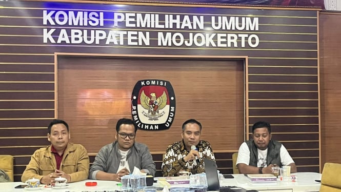 Konferensi Pers KPU Kabupaten Mojokerto