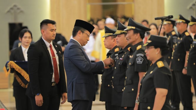 Prosesi Pelantikan Haris Sukamto