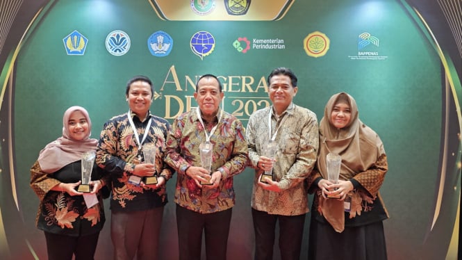 Dinas ESDM Jatim Raih Penghargaan di Anugerah DEN 2024