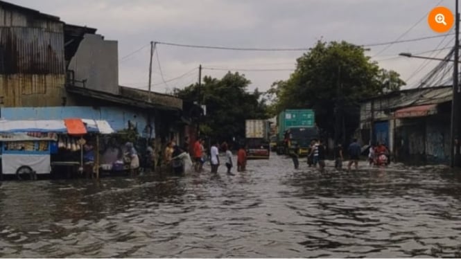 Fenomena Banjir Rob lumpuhkan 19 perjalanan KRL