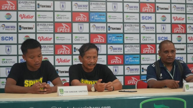 Jumpa Pers Gresik United