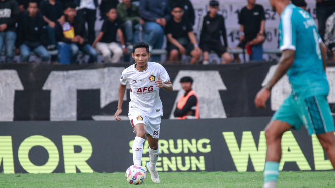 Pemain Persik Kediri Evan Dimas Darmono hengkang di paruh musim