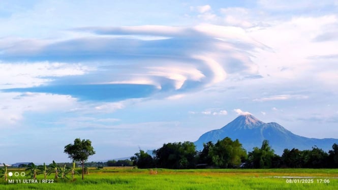 Fenomena unik di langit Mojokerto