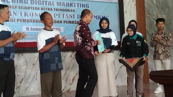 Launching Digital Marketing DSA Trenggalek di Kecamatan Dongko Trenggalek.