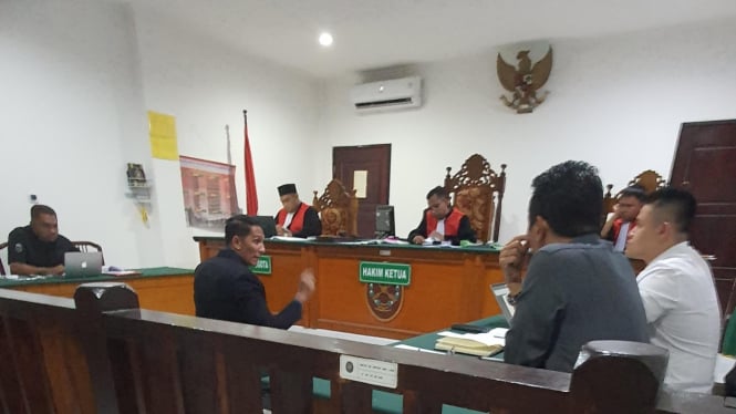 Suasana Persidangan Mertua Gugat Menantu dan Cucu