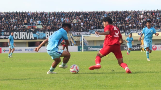 Laga Persela Lamongan versus Persijap Jepara