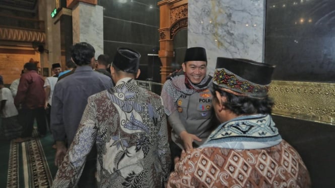 Kapolres Blitar melakukan Safari Ramadan.