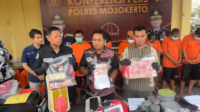 Polisi tangkap sindikat uang palsu di Mojokerto