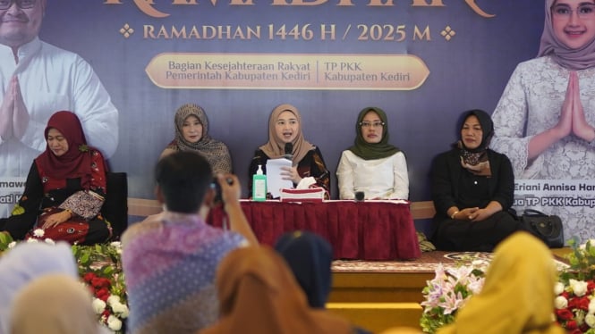 Ketua TP PKK Kediri Eriani Annisa Hanindhito