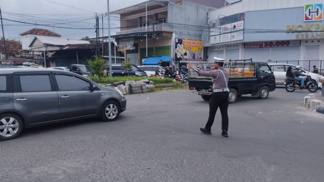 Polisi Lalu Lintas Polres Lamongan