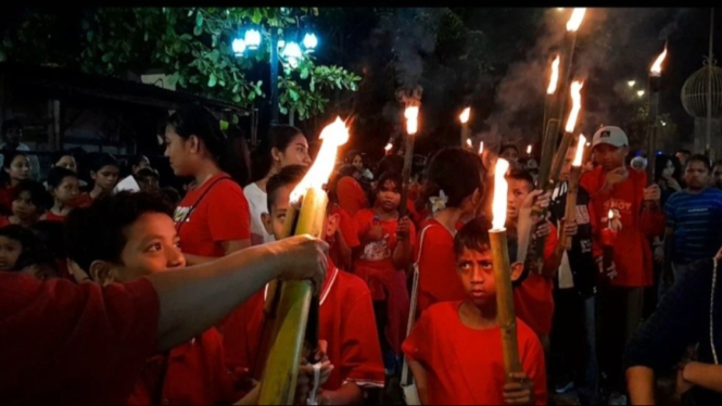 Pawai Obor umat Kristiani di NTT