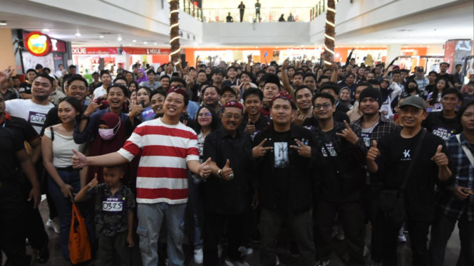 Bayu Skak dan Ribuan Peserta Casting FOUFO