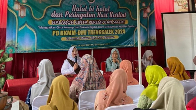 Halaqah Cinta Perempuan Smart BKMM-DMI Trenggalek