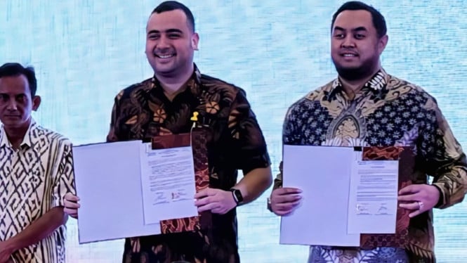Prosesi MoU HIPMI Jatim dan HIPMI Kaltim