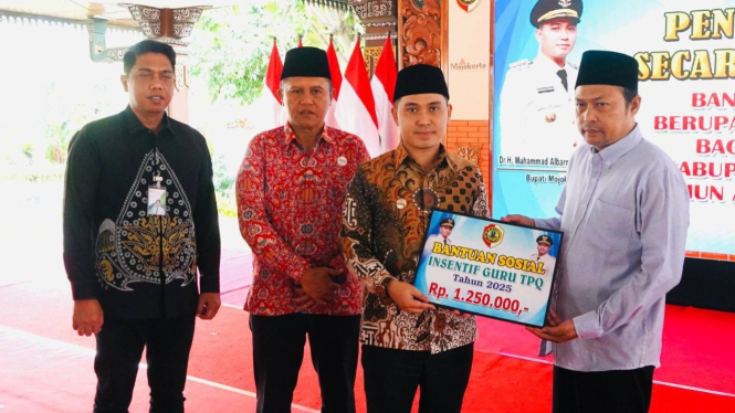 Guru TPQ di Mojokerto Terima Insentif Rp 1,25 Juta
