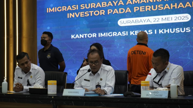 Imigrasi Surabaya tangkap WNA asal China