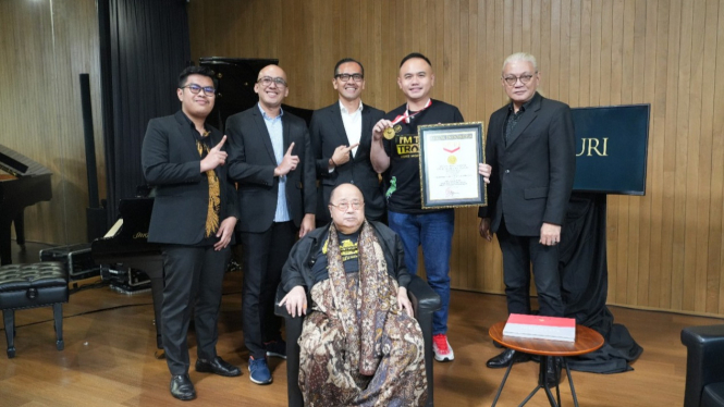 Dr. Gema Goeyardi raih rekor MURI ke-8