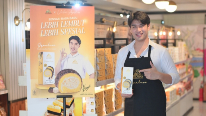 Bolu Gulung Signature Choco Cheese