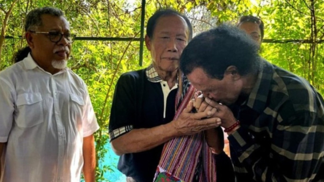 Hercules datangi kediaman Sutiyoso