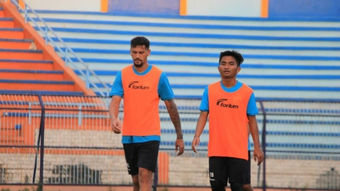 Hambali Tholib saat masih bergabung dengan Persela Lamongan