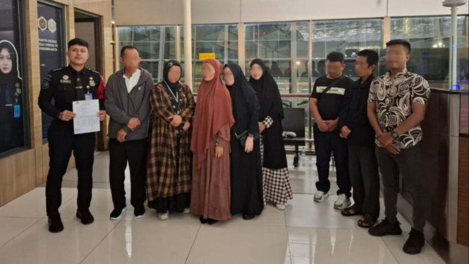 Petugas Imigrasi cegah calon haji ilegal terbang ke tanah suci