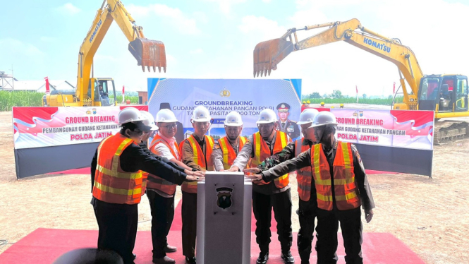 Groundbreaking Pembangunan Gedung Ketahanan Pangan Polri di Mojokerto.