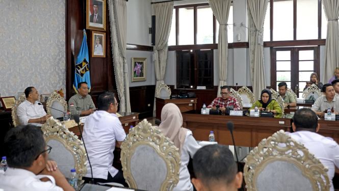 Walikota Eri Cahyadi gelar pertemuan dengan Aprindo