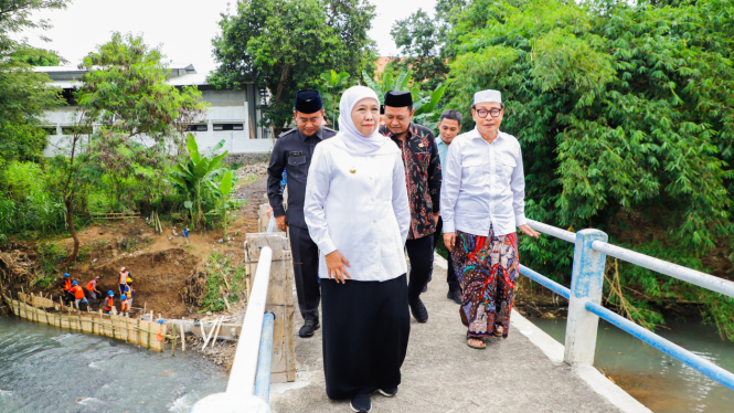 Gubernur Khofifah di Ponpes Genggong
