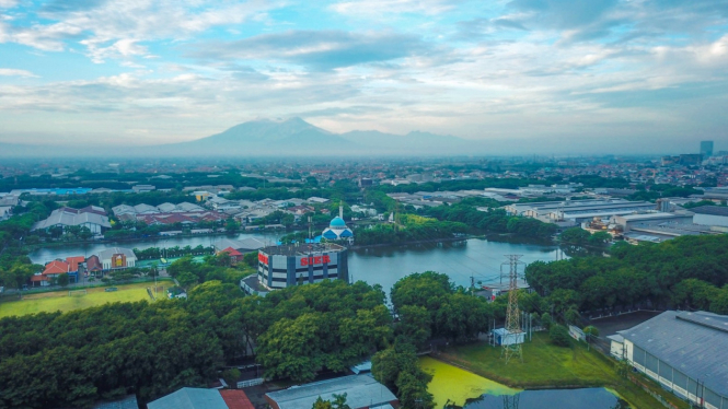 Gedung PT SIER tampak dari atas