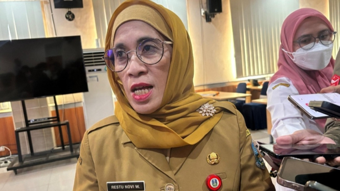 Kadinsos Jatim Restu Novi Widiani.