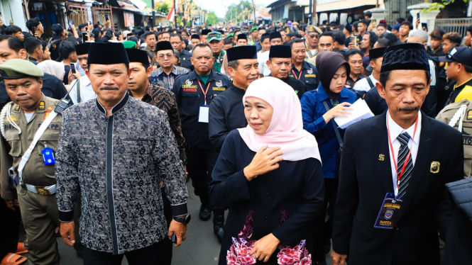 Gubernur Khofifah di Suran Agung ke-122