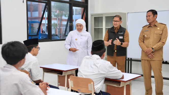 Gubernur Khofifah Mengecek Sekolah Rakyat di Lamongan
