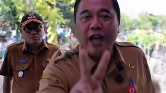 Kepala DLH Surabaya Dedik Irianto