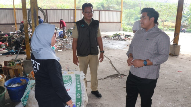 Ketua DPRD Kabupaten Gresik di TPA Ngipik